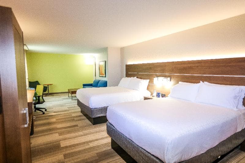 Holiday Inn Express And Suites Memphis Germantown 4