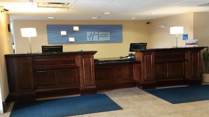 Holiday Inn Express And Suites New Buffalo, Mi 3
