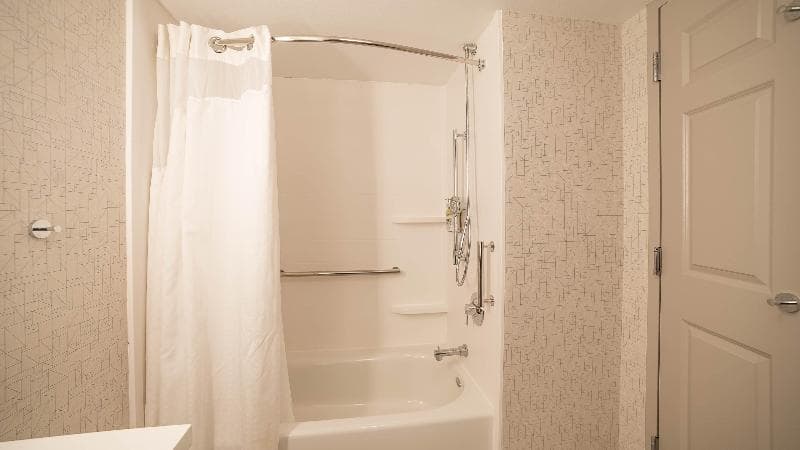 Holiday Inn Express & Suites Porterville photo 1