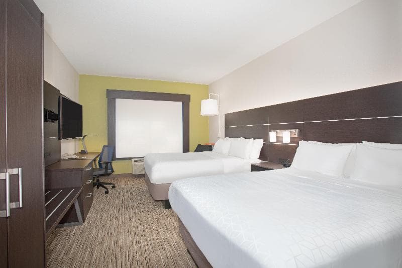 Holiday Inn Express And Suites Longmont 3