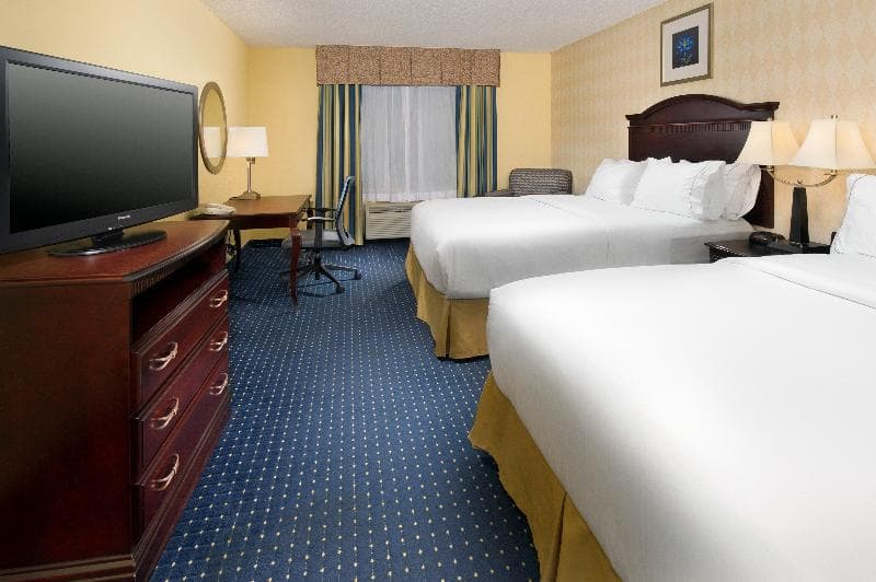 Holiday Inn Express And Suites San Antonio West Se 3