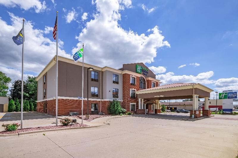 Holiday Inn Express And Suites South Bend Notre Da 2