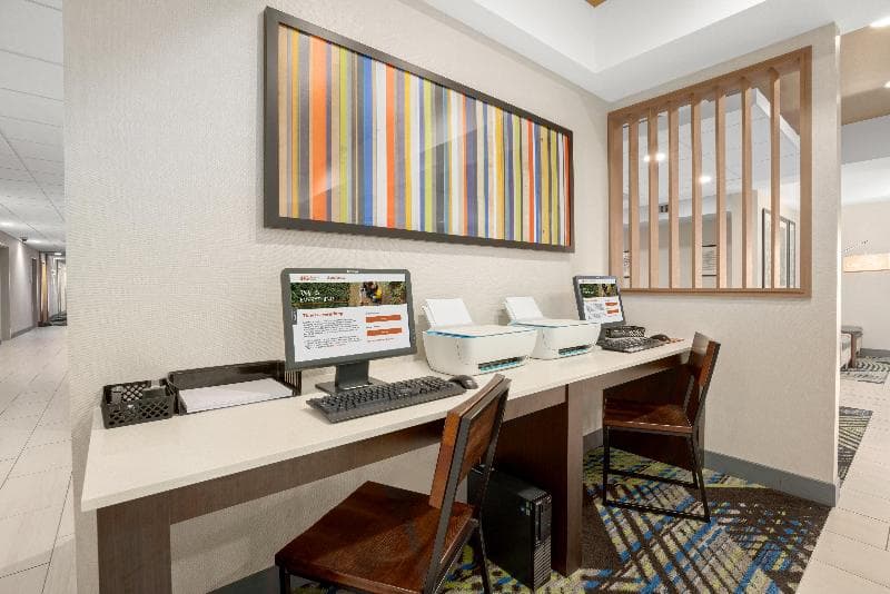 Holiday Inn Express And Suites Marysville 5