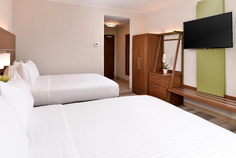 Holiday Inn Express And Suites Salem 3