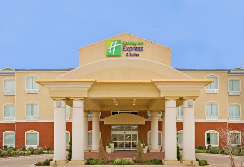 Holiday Inn Express & Suites Sweetwater 2