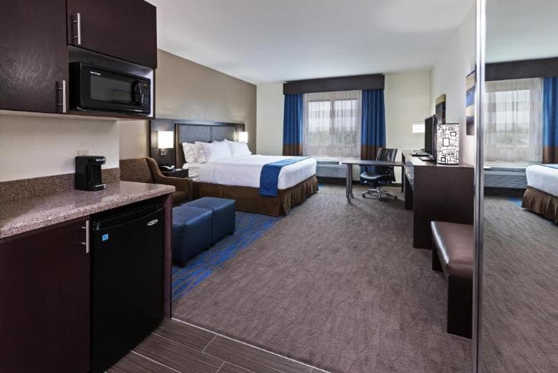 Holiday Inn Express And Suites Glenpool Tulsa Sout 5
