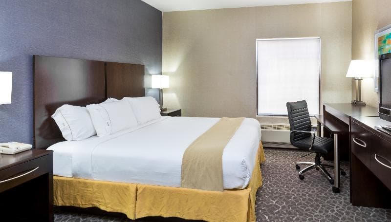Holiday Inn Express & Suites Burlington - Mount Holly 5