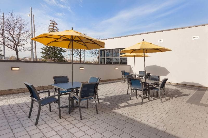 GLo Best Western Mississauga Corporate Centre 3