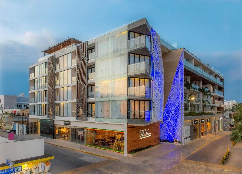 The Fives Downtown Hotel & Residences, Curio Collection 4