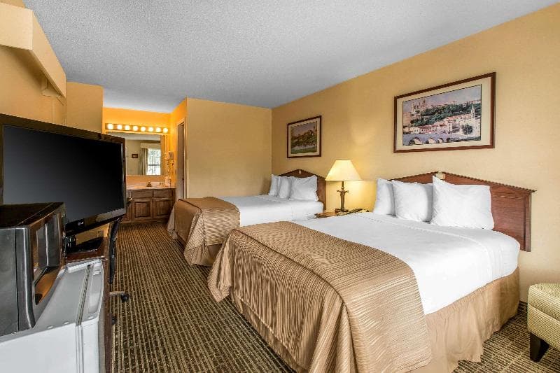 Quality Inn Jesup 5
