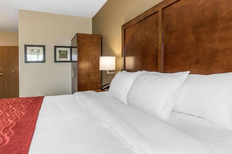 Comfort Inn La Porte 2