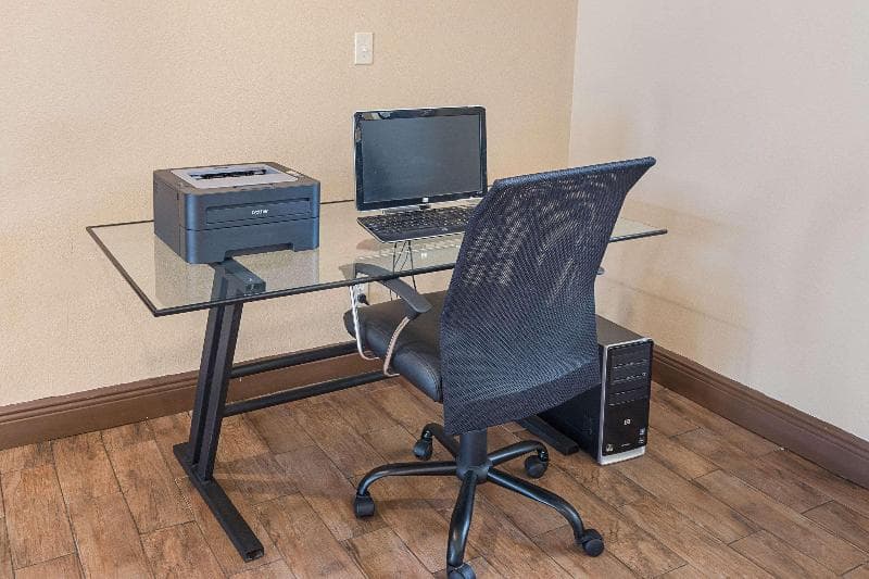 Quality Suites Austin photo 1