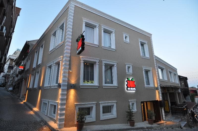 Apple Tree Hotel 3