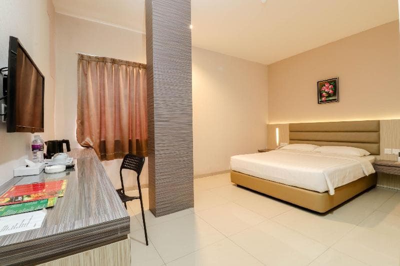 Lovina Inn Batam Center 5