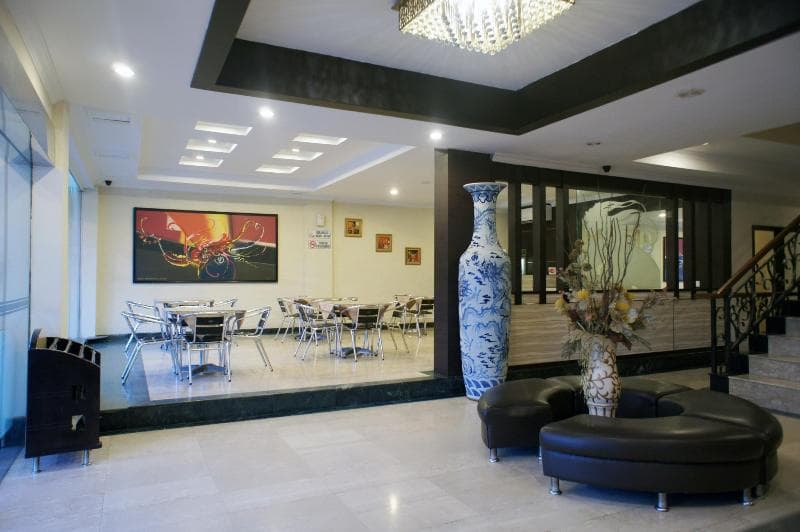 Sky View Hotel 2