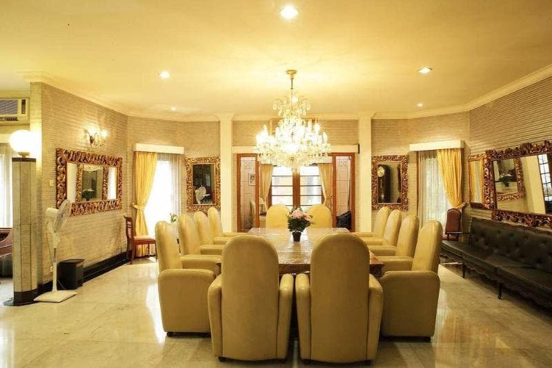 Arimbi Pejaten Suites photo 1