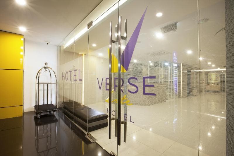 Verse Lite Hotel Pembangunan photo 1