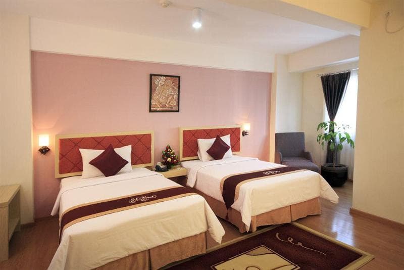 Hotel Gunawangsa Manyar 3