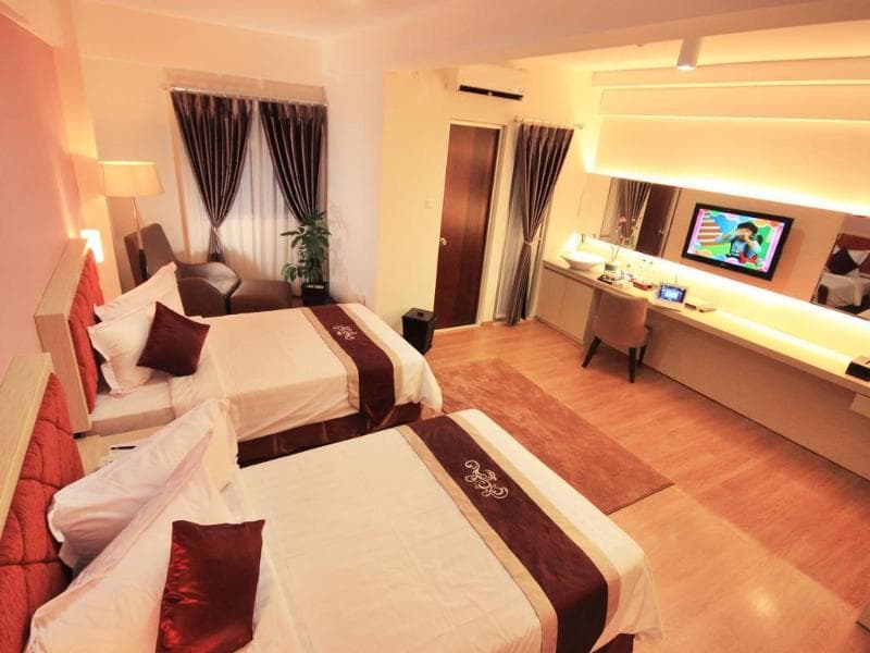 Hotel Gunawangsa Manyar photo 1