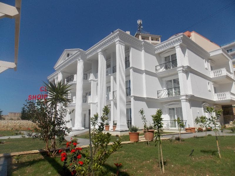 Vila Kalcuni Sarande 3
