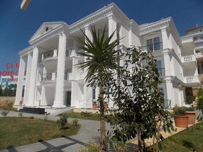 Vila Kalcuni Sarande 4