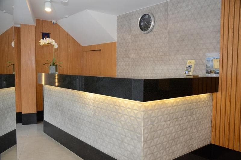 Saionara Hotel 2