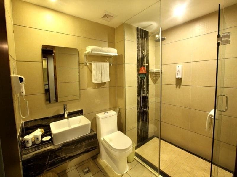 Greentree Inn Yalongwan Yingbin Ave Jiyang 2