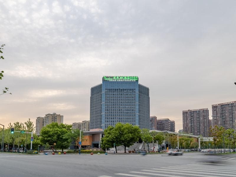 Vatica Hefei University Of Technology North Gate 4