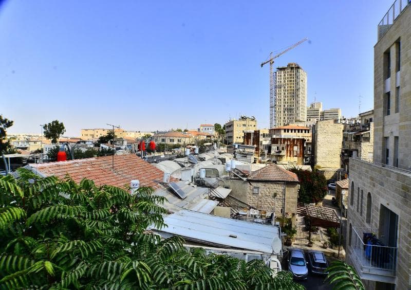 Avital Hotel main
