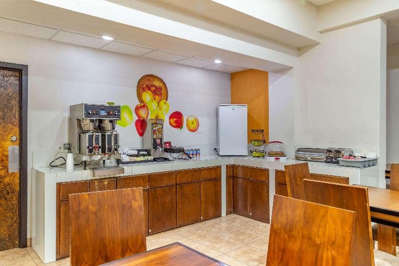 Comfort Inn Chihuahua 3