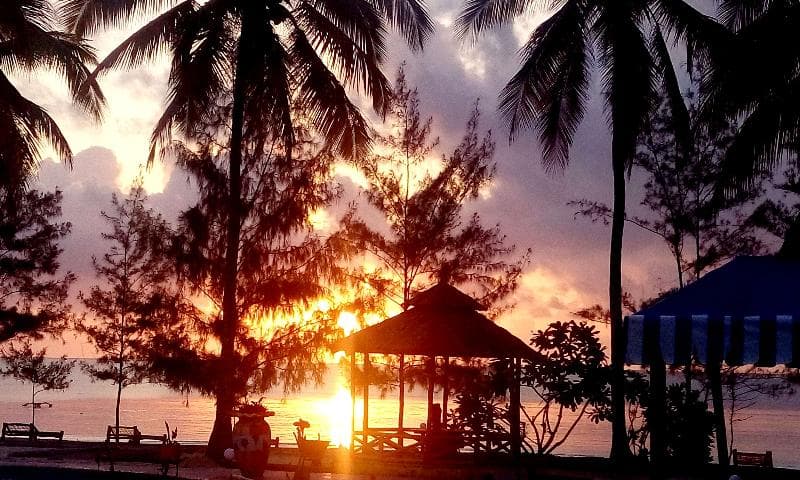 Mermaids Cove Beach Resort & Spa 2