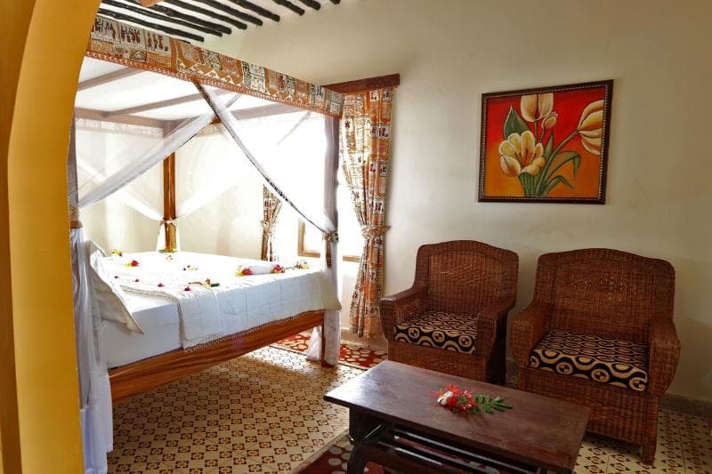 Mermaids Cove Beach Resort & Spa 5