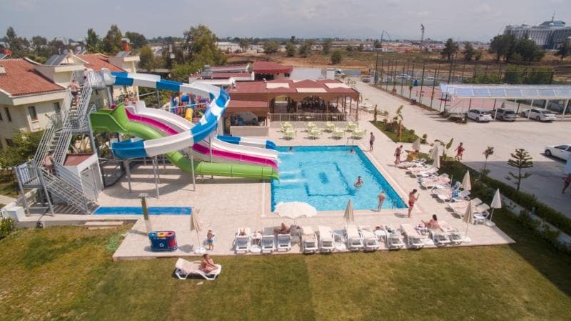 Maya World Park Adult Only +15 4