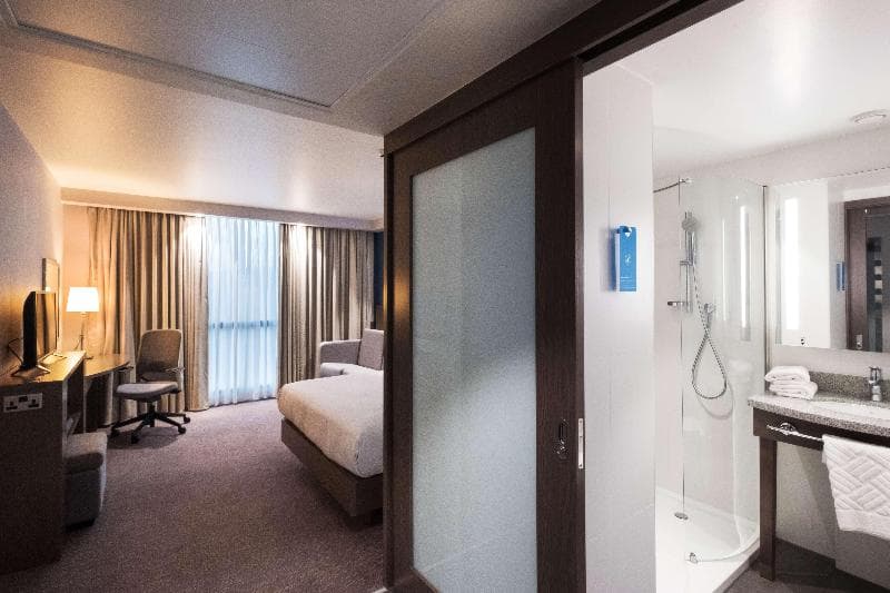 Hampton by Hilton Aberdeen Airport 5
