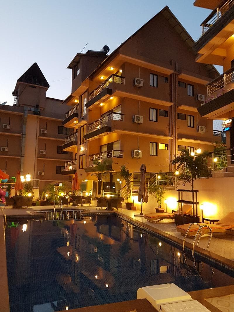 La Sunila Clarks Inn Suites 4