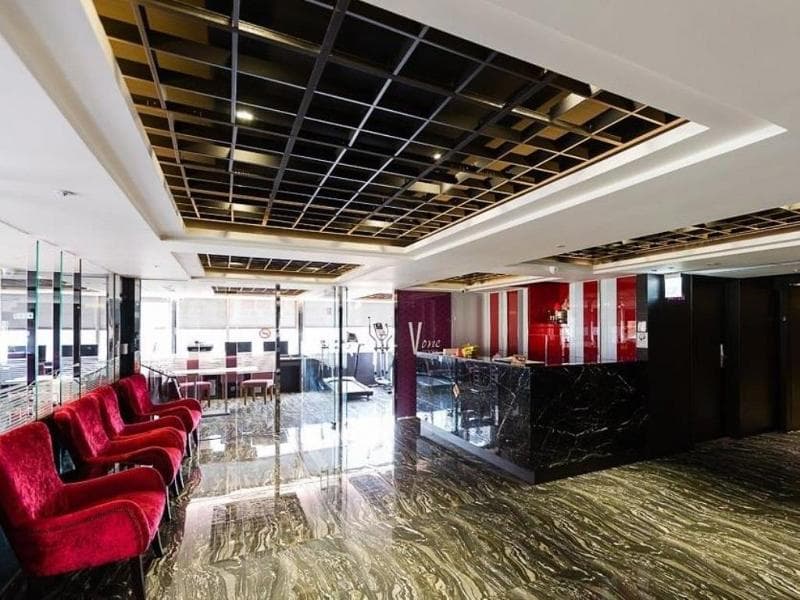 V One Hotel 3