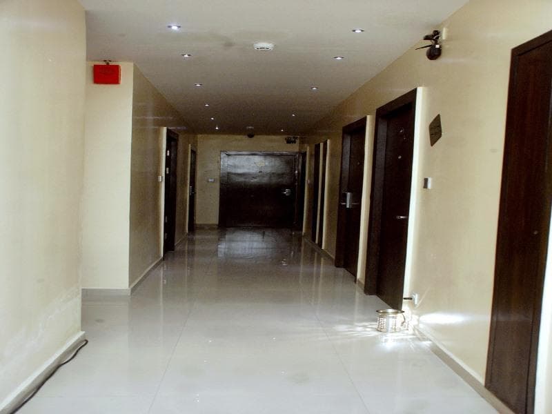 Mango Hotels, Nagpur - Central Avenue Road 5