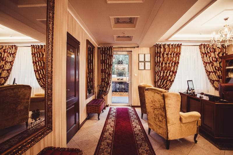 Park Lane Hotel 5