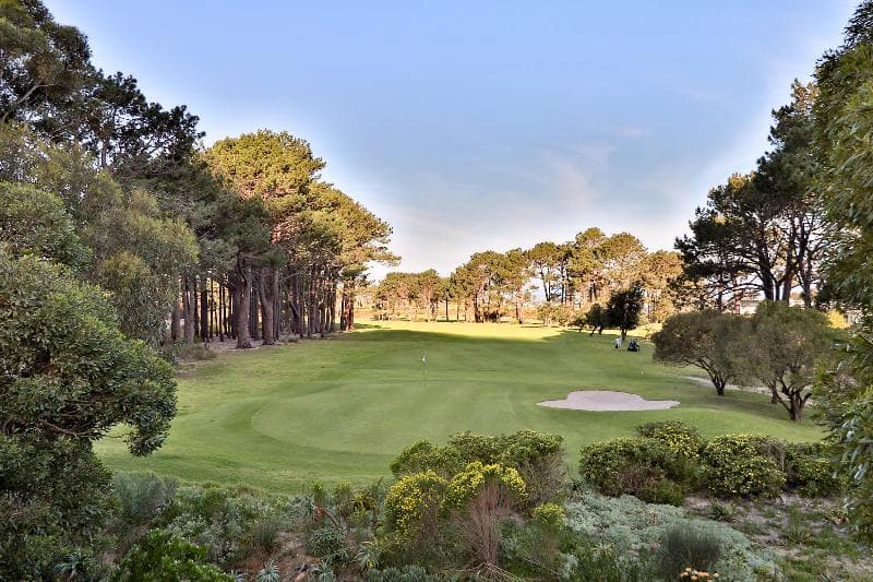 Hermanus Lodge On The Green 2