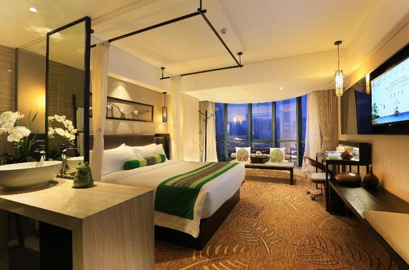 Relaxed Season Dongmen Hotel 5