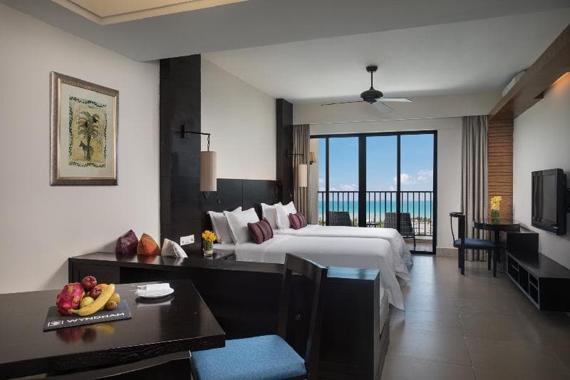 Ramada Plaza By Wyndham Sanya Bay 3