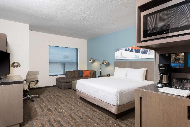 Hyatt House Austin Downtown 4