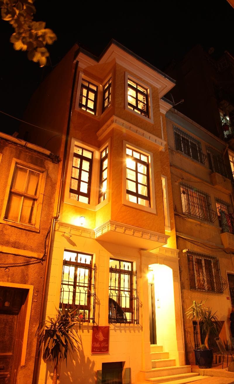Villa Pera Suite Hotel 3