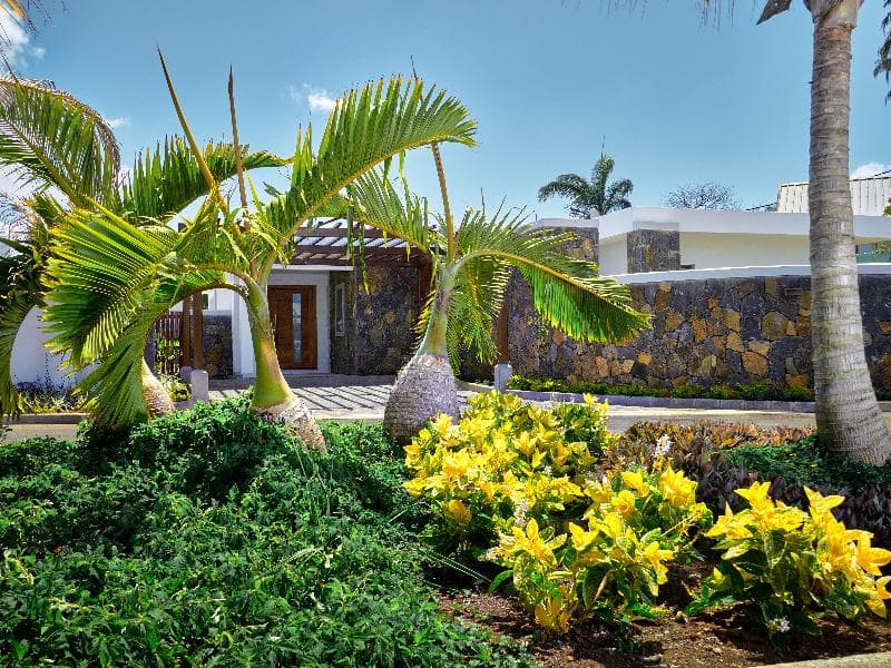 Corail Bleu Private Pool & Garden Villas By Lov 3