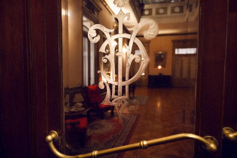 Hotel Reina photo 1