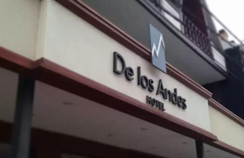 De Los Andes Hotel main