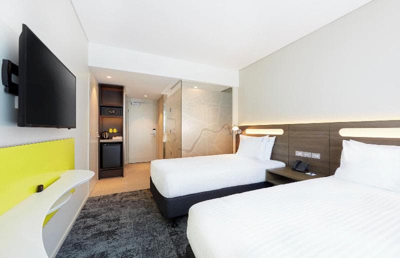 Holiday Inn Express Brisbane Central 5