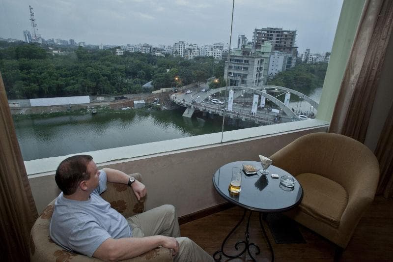 Lakeshore Hotel & Apartments photo 1