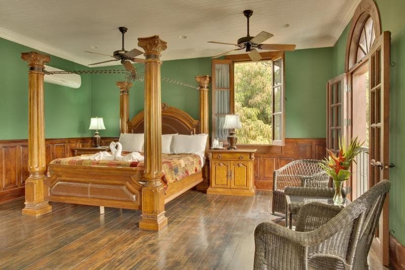 Mahogany Hall Boutique Resort 3
