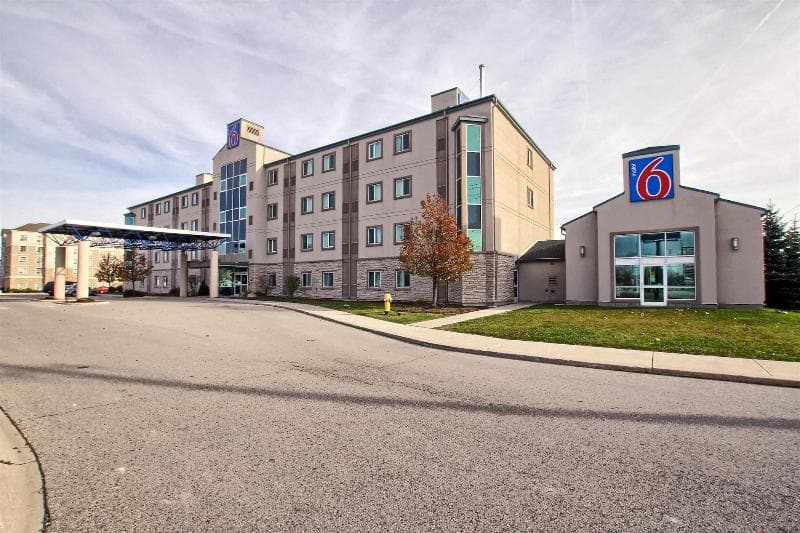 Motel 6 London 5